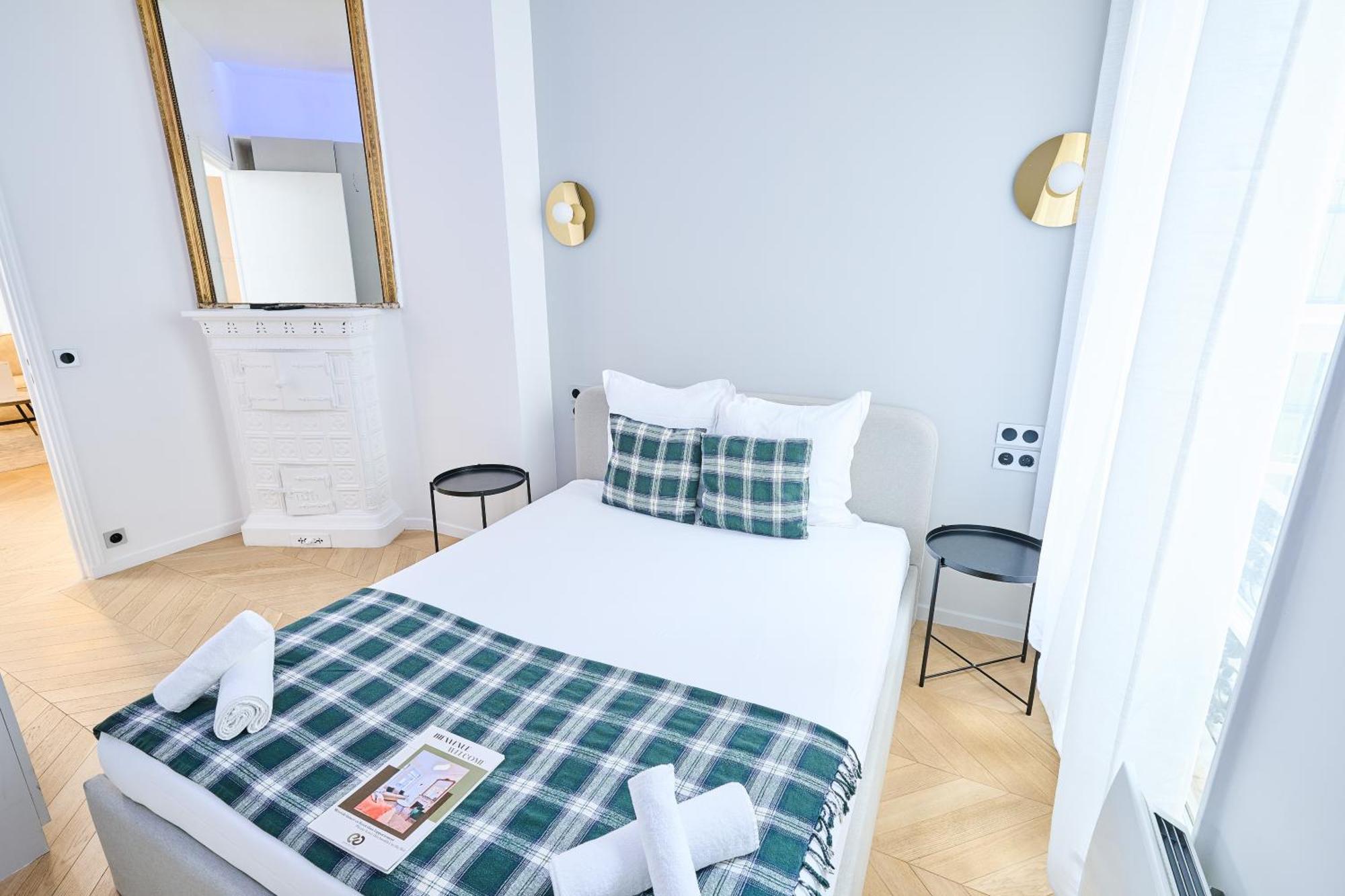 Champs Elysees!Montaigne, New Luxurious 6Pers Flat Paris Exterior photo